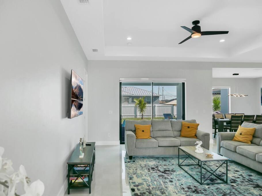 Casa Sevilla, Heated Pool, Sleeps 9, 4B3B Cape Coral Luaran gambar
