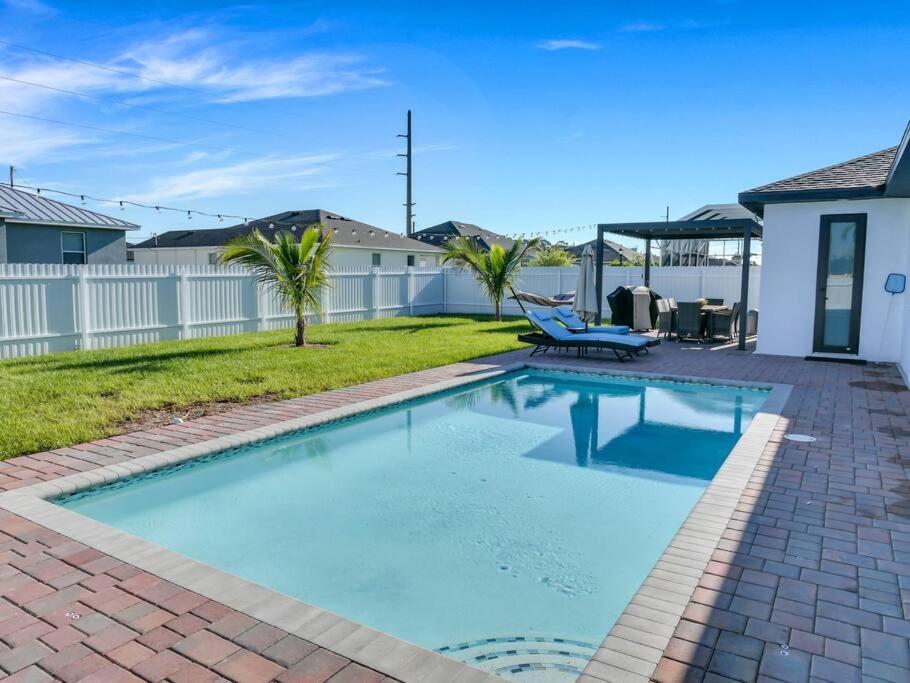 Casa Sevilla, Heated Pool, Sleeps 9, 4B3B Cape Coral Luaran gambar