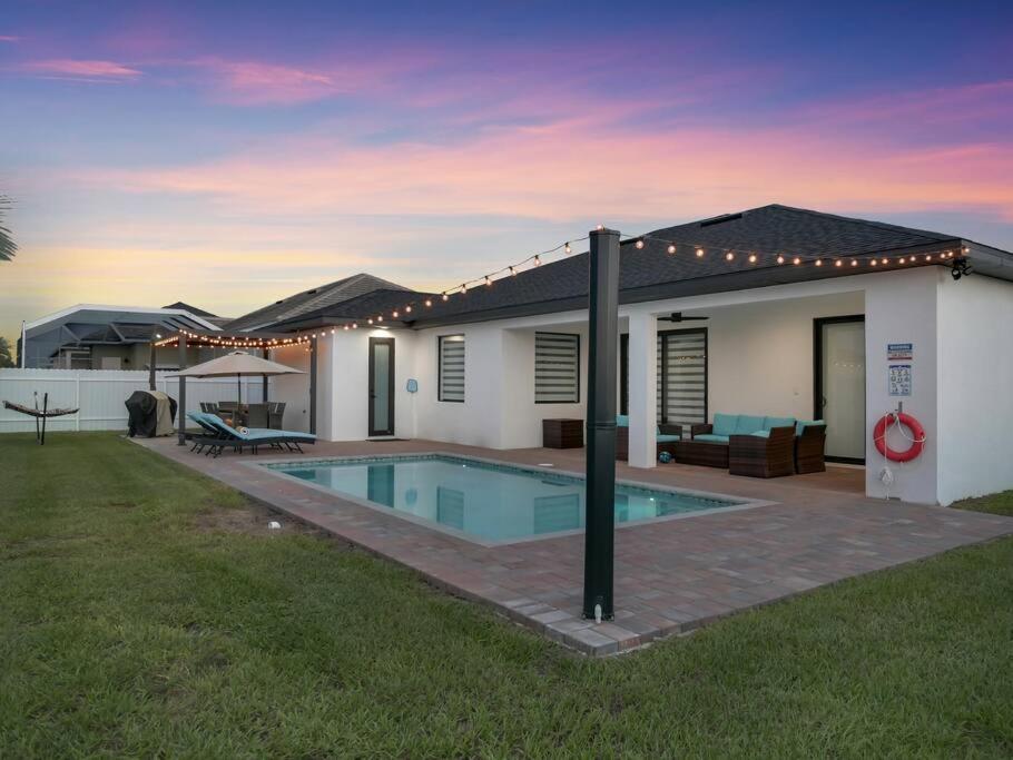 Casa Sevilla, Heated Pool, Sleeps 9, 4B3B Cape Coral Luaran gambar