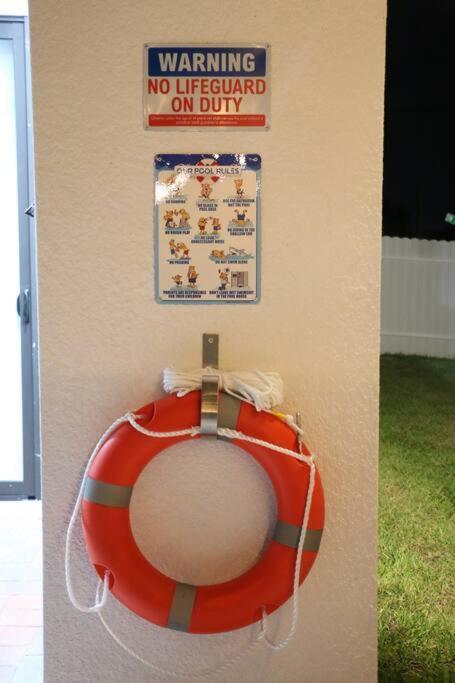 Casa Sevilla, Heated Pool, Sleeps 9, 4B3B Cape Coral Luaran gambar
