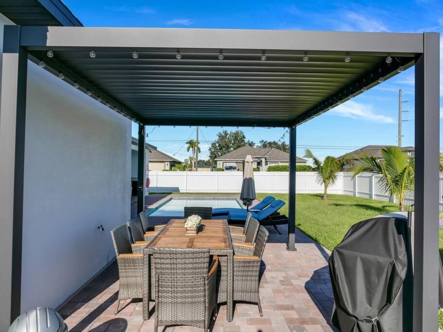 Casa Sevilla, Heated Pool, Sleeps 9, 4B3B Cape Coral Luaran gambar
